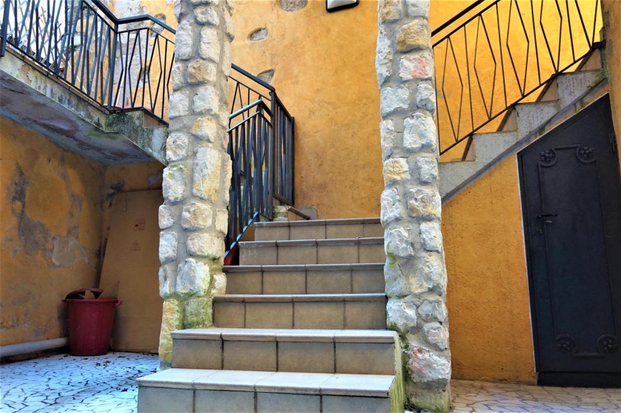 Appartamento La Casa di S.Martino Arco Esterno foto